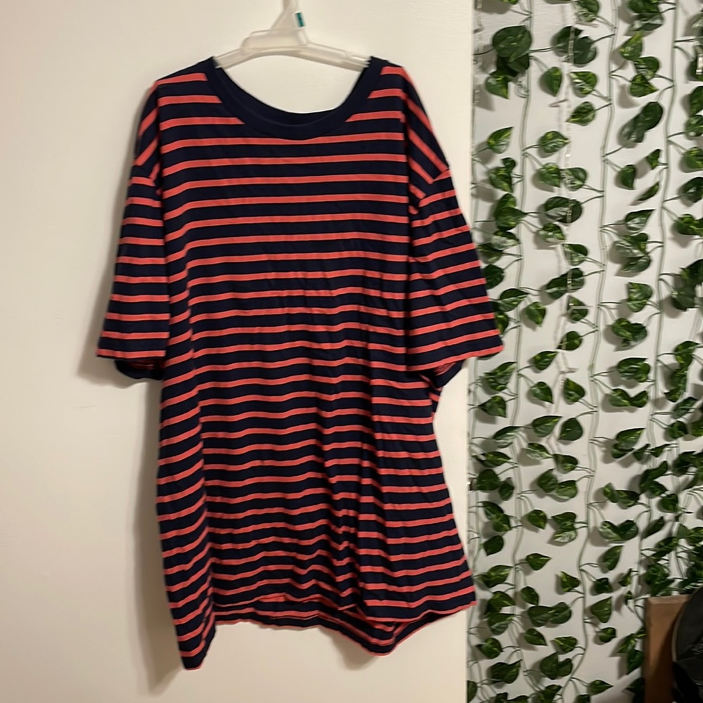 gap tshirt xl